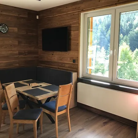 Alexandr * Dolní Morava